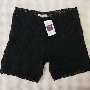 NWT--Hanky Panky Black Lace Women's Panties